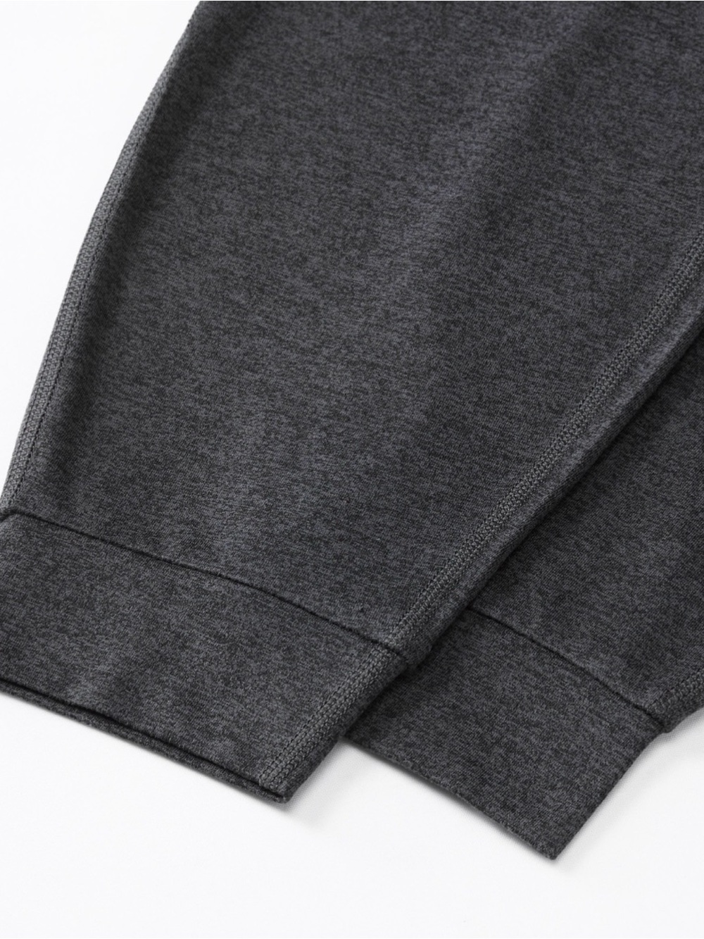 NWOT- Brand new, never worn Vuori Charcoal Heather Performance Joggers - Picture 12 of 12